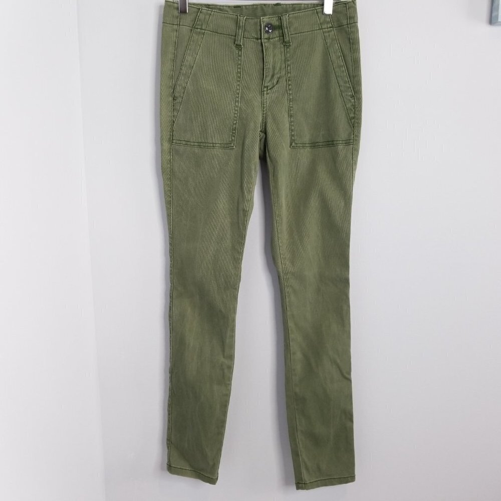 CAbi The Quest Bedford Corduroy Green Pants Size 4